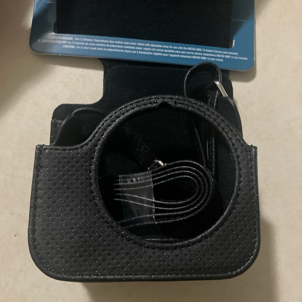 NWT Fujifilm Instax Mini 12 black camera case - Picture 3 of 3